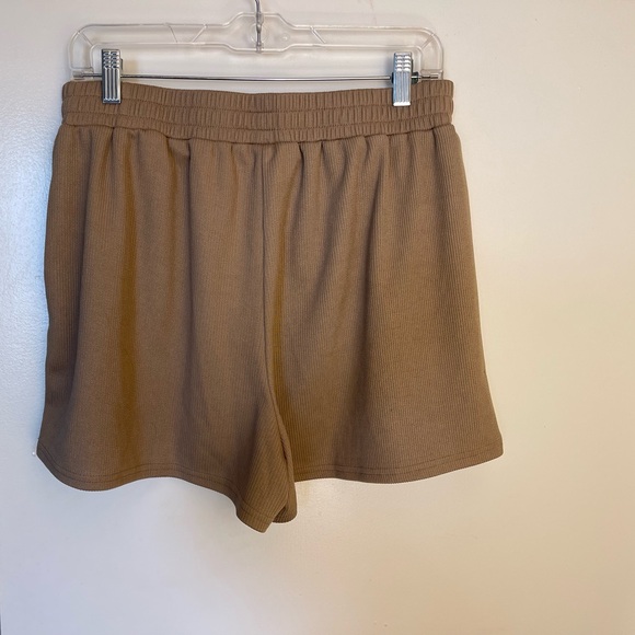 Tan Ribbed Tank and Shorts Set - Picture 3 of 5